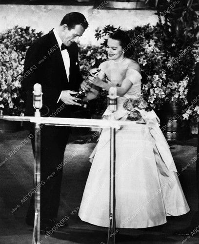 Academy awards john wayne - academy,